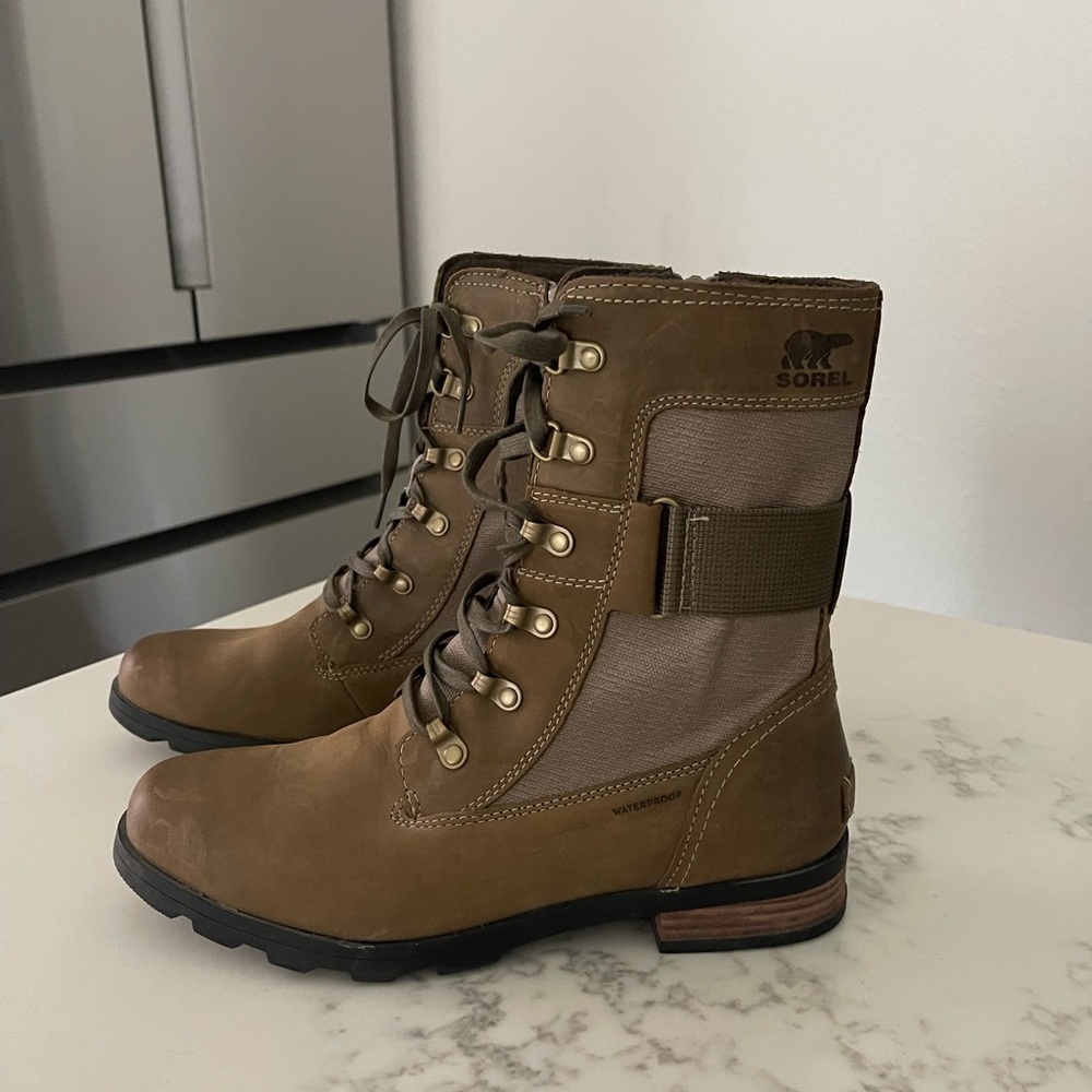 Sorel Emelie Conquest Boots
